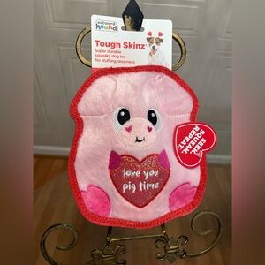 Brand New Outward Hound Tough Skinz 🐷 Dog Toy Squeak “ I Love You Pig Time 8”